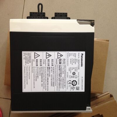 Panasonic MDDHT3530E MINAS A5 Series 1.0kW AC Servo Drive with 200V Input and 2.0kHz Frequency Response