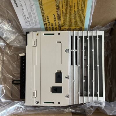 Yaskawa 400W AC Servo Motor Driver SGD7S-2R8A00A002