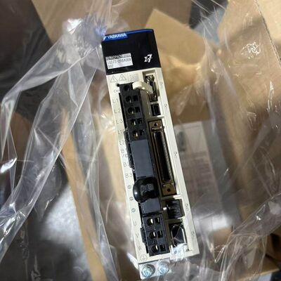 Yaskawa SGD7S-1R6A00A 200W Servo Drive with 3.1kHz Frequency Response and 24-bit Encoder Support