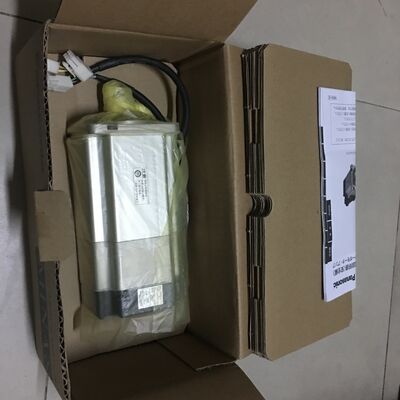 Panasonic MHMD082P1S 750W High Inertia Servo Motor with 20-bit Encoder for CNC and Packaging Machines