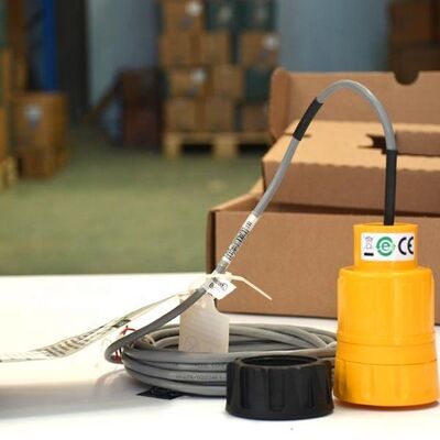 GF Signet Type 2751 DryLoc pH ORP Smart Sensor for Wastewater Treatment with Plastic Material and Universal Motor