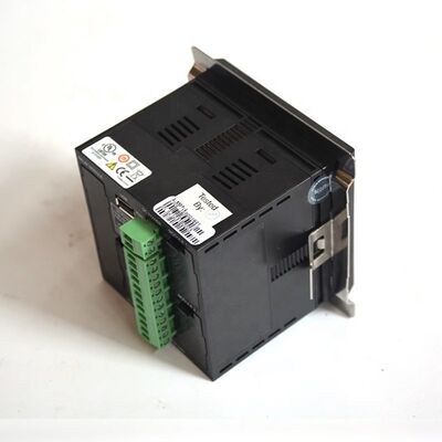 GF Signet 9950 Multichannel Transmitter with High Accuracy +/-0.05% Plastic Material and Flange Connectivity