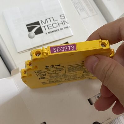 Eaton MTL SD32T3 3-Wire Surge Protection Device with Ultra-Slim Design for Hazardous Areas