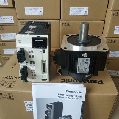 Middle Inertia Panasonic AC Servo Driver 1.5KW 2.9kVA MDMF152L1G6M+MDDLN55SG