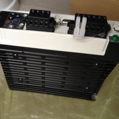 Panasonic MADDT1207 MINAS A4 Series Servo Driver with 200W Power Output 10A Peak Current and 240V AC Voltage