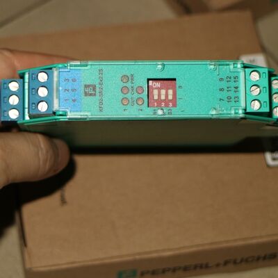 PEPPERL+FUCHS Isolated Barrier Switch Amplifier KFD2-SR2-Ex2.2S