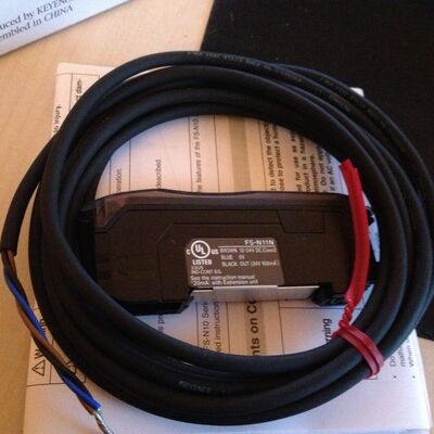 FS-N11N Keyence Digital Fiber Optic Sensor Fiber Amplifier Cable Type Main Unit NPN