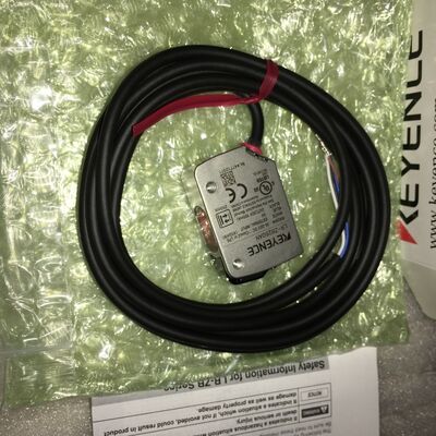 Keyence Self-contained CMOS Laser Sensor 250 mm LR-ZB250AN