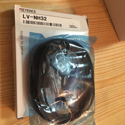 LV-NH32 Keyence Multi-Purpose Digital Laser Sensor Sensor head Spot Reflective Adjustable beam spot