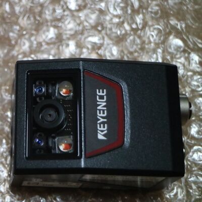 SR-751 Keyence High Performance Compact 1D and 2D Code Reader Ethernet-compatible 2D Code Reader Medium-distance Type