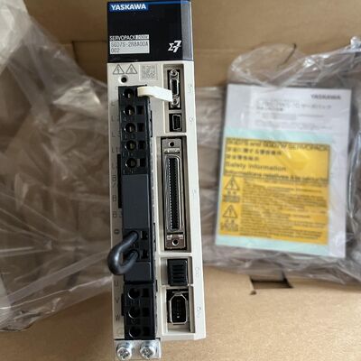 Yaskawa 400W AC Servo Motor Driver SGD7S-2R8A00A002