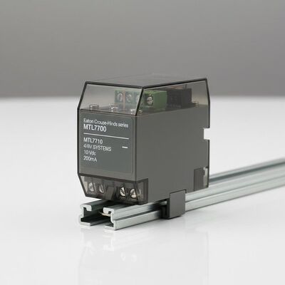 Eaton Crouse-Hinds MTL7700 series Zener barrier with 10 Vdc 200mA and Polycarbonate housing for 4/6V systems